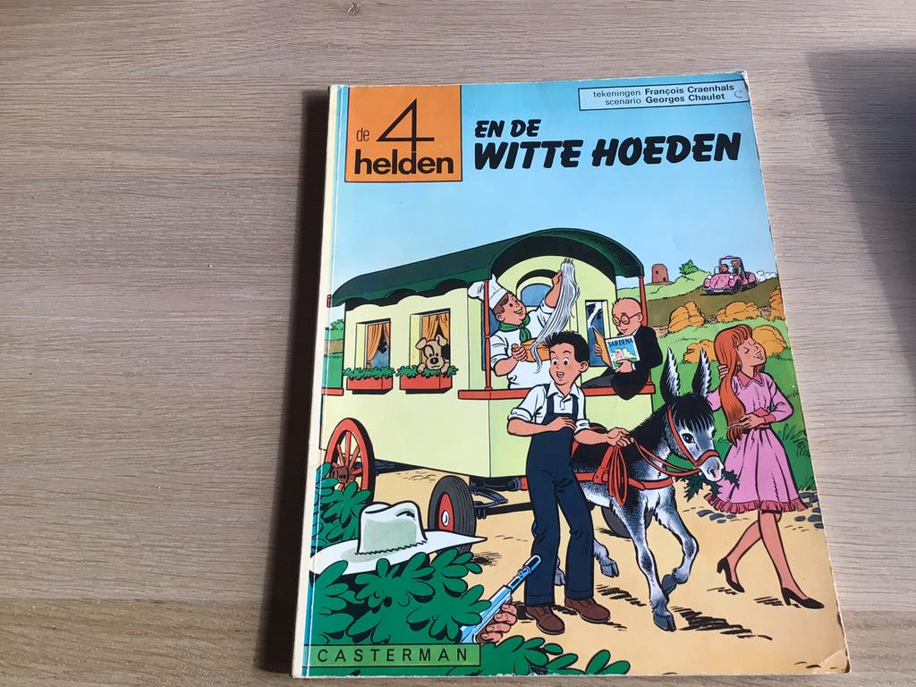 Strip de 4 helden en de witte hoeden, 1977, Ophalen of Verzenden, Gelezen