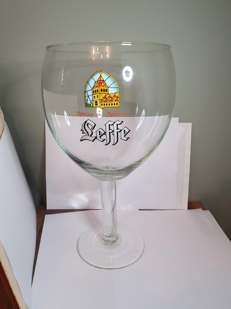 1) 3 Liter Glas - Leffe -, Verzamelen, Biermerken, Ophalen, Gebruikt, Glas of Glazen, Leffe