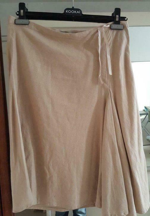 jupe beige en lin et viscose 38 possibilité 42 drapé côté, Gedragen