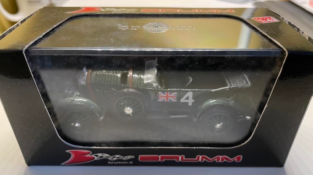 1/43 Bentley Speed Six 24H Mans 1930 BRUMM, Enlèvement, Utilisé, Voiture