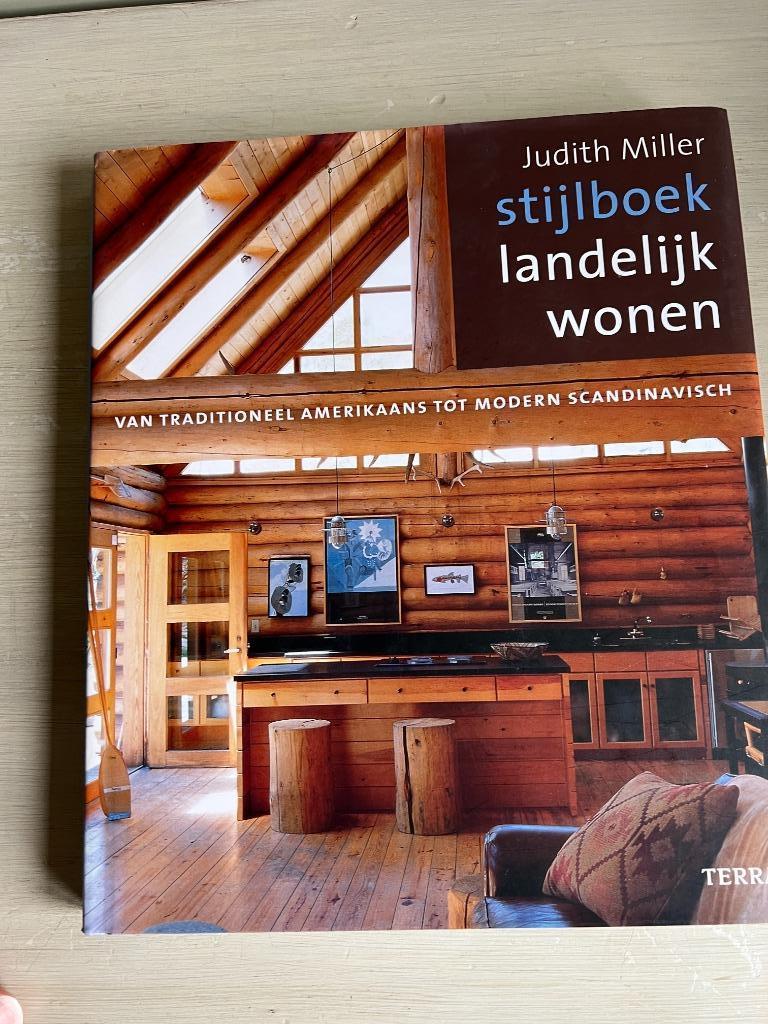 Stijlboek landelijk wonen., Boeken, Gelezen, Ophalen of Verzenden, Judith Miller, Interieur en Design