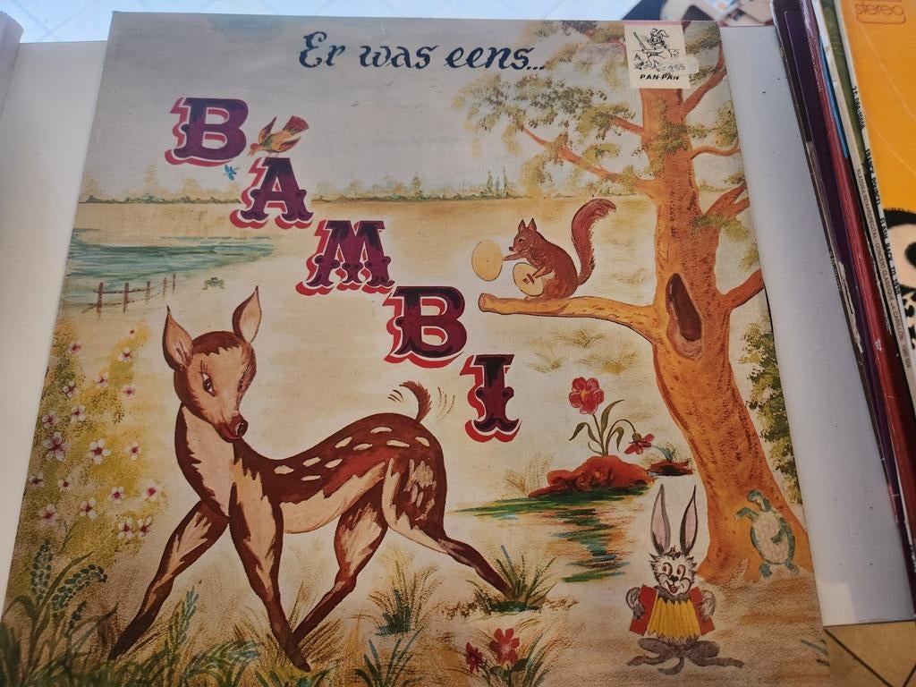 Disque vinyle : Bambi et les trois petits cochons, Enlèvement, Utilisé