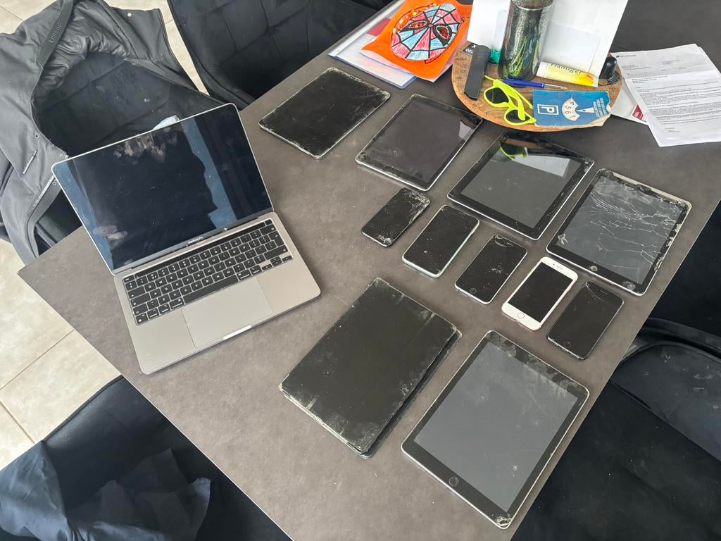 Lot defecte Apple apparaten (MacBook, iPad, iPhone) –, Computers en Software, Ophalen, Niet werkend