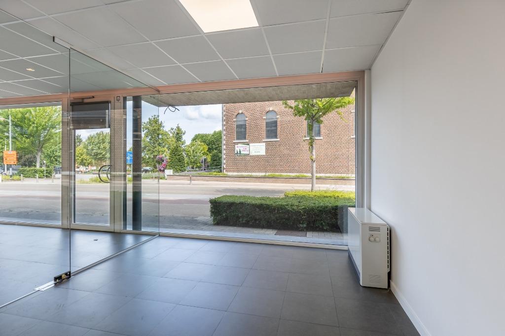 Commerciële handelsruimte in hartje Koersel, Immo, Huizen en Appartementen te koop, Provincie Limburg, tot 200 m², Overige soorten