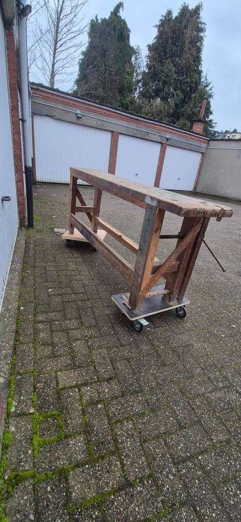 Houte oude werkbank, Enlèvement, Utilisé