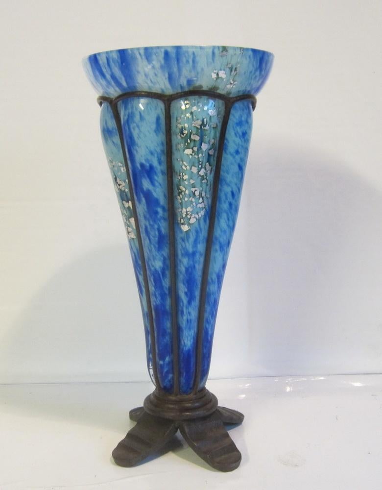 Vase art déco ancien André Delatte, base en fer forgé, 1920, Antiquités & Art, Antiquités | Verre & Cristal, Enlèvement ou Envoi