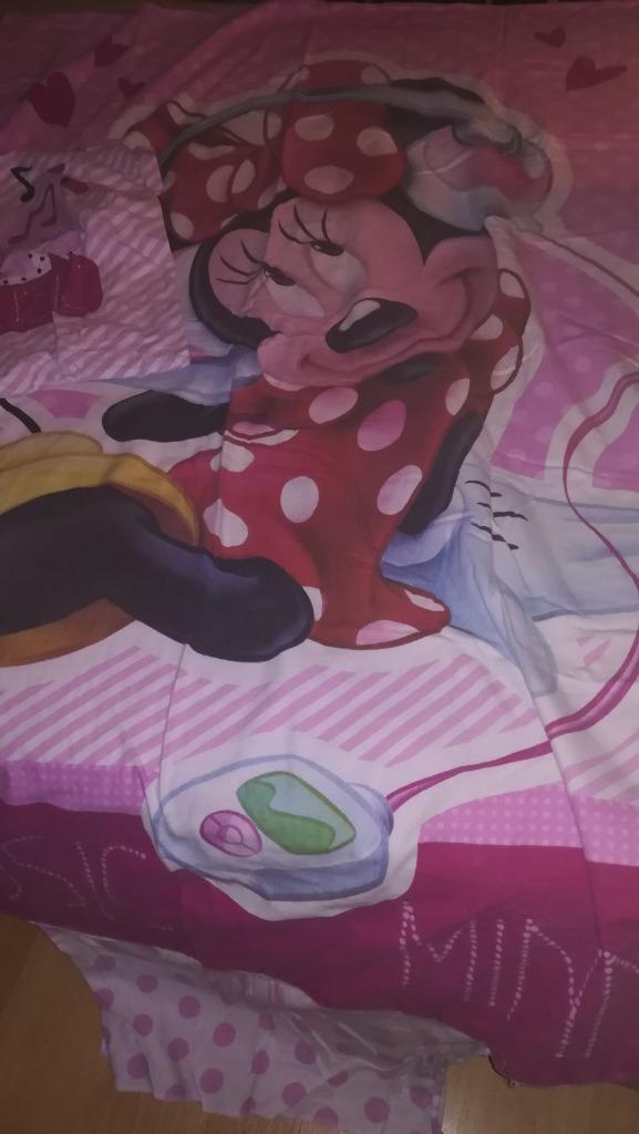 Housse de couette en flannel - Minnie Disney, Enfants & Bébés, Rose, Housse de couette, Enlèvement, Utilisé