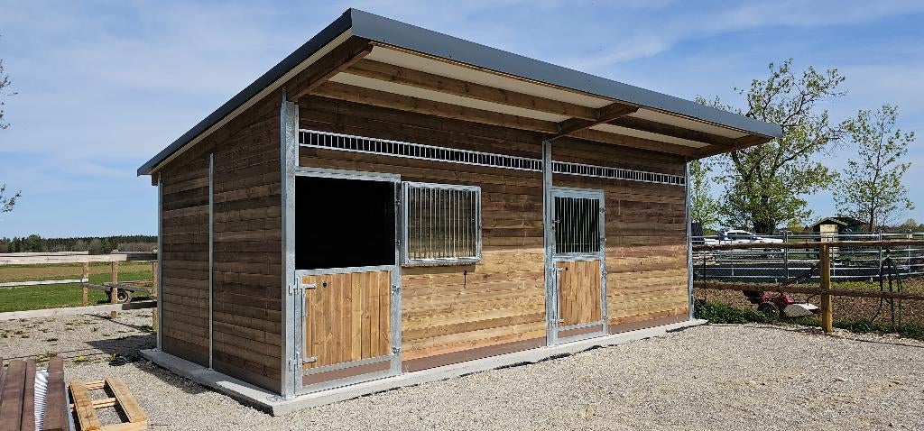 Paardenstal kopen & Paardenbox - stal voor paarden, Dieren en Toebehoren, Weidegang