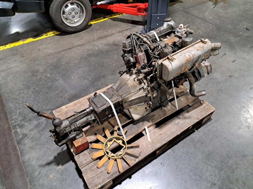 Triumph TR7 motor+versnellingsbak, Auto-onderdelen, Ophalen, Gebruikt, Triumph