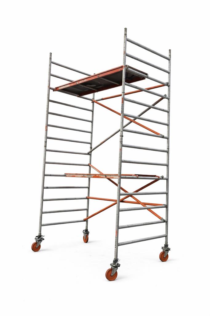 Rolsteiger / steiger te huur tot ca 8 meter, Ophalen, Zo goed als nieuw