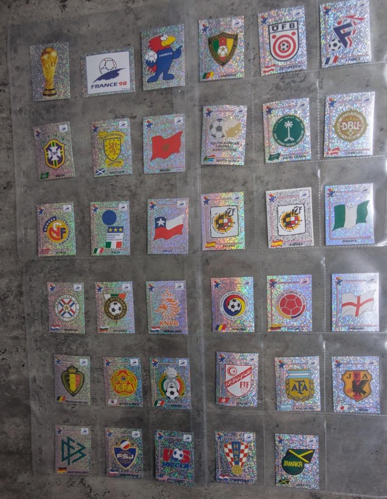 LOT DE 35 AUTOCOLLANTS DE FOOTBALL PANINI POUR LA COUPE DU M, Envoi, Neuf