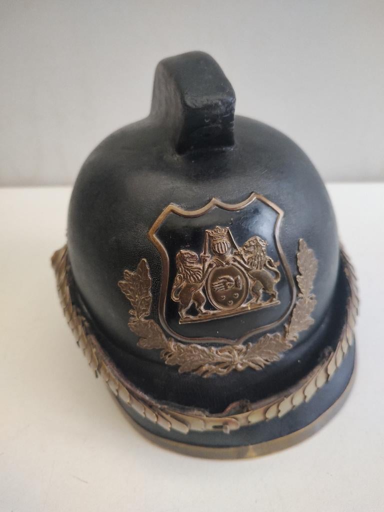 Helm Deense Politie, Verzenden