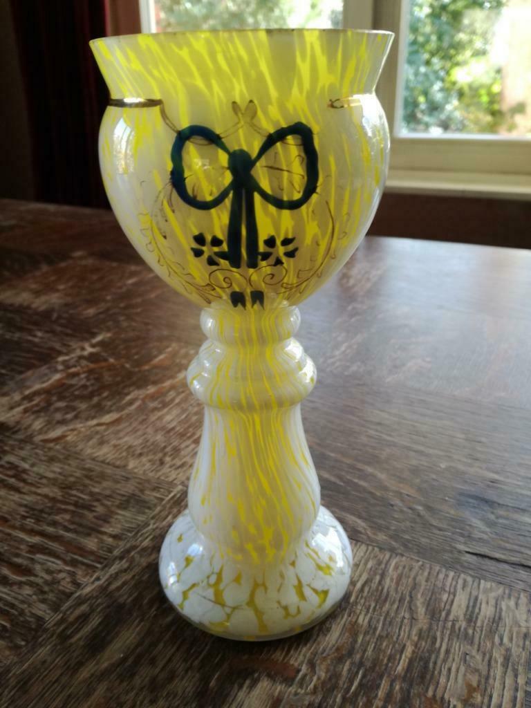 kelk vaas glas geel wit gemarmerd, Ophalen of Verzenden