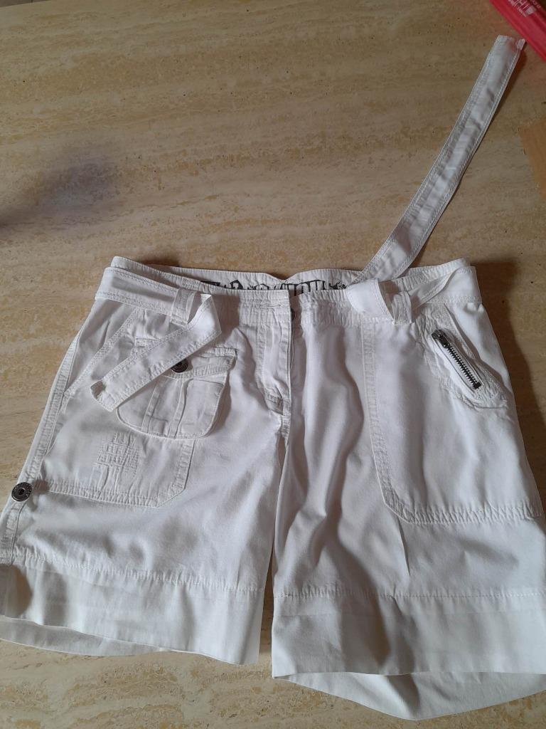 Short « Clockhouse » blanc pour femme Taille : 40, Taille 38/40 (M), Enlèvement ou Envoi, Clockhouse, Porté