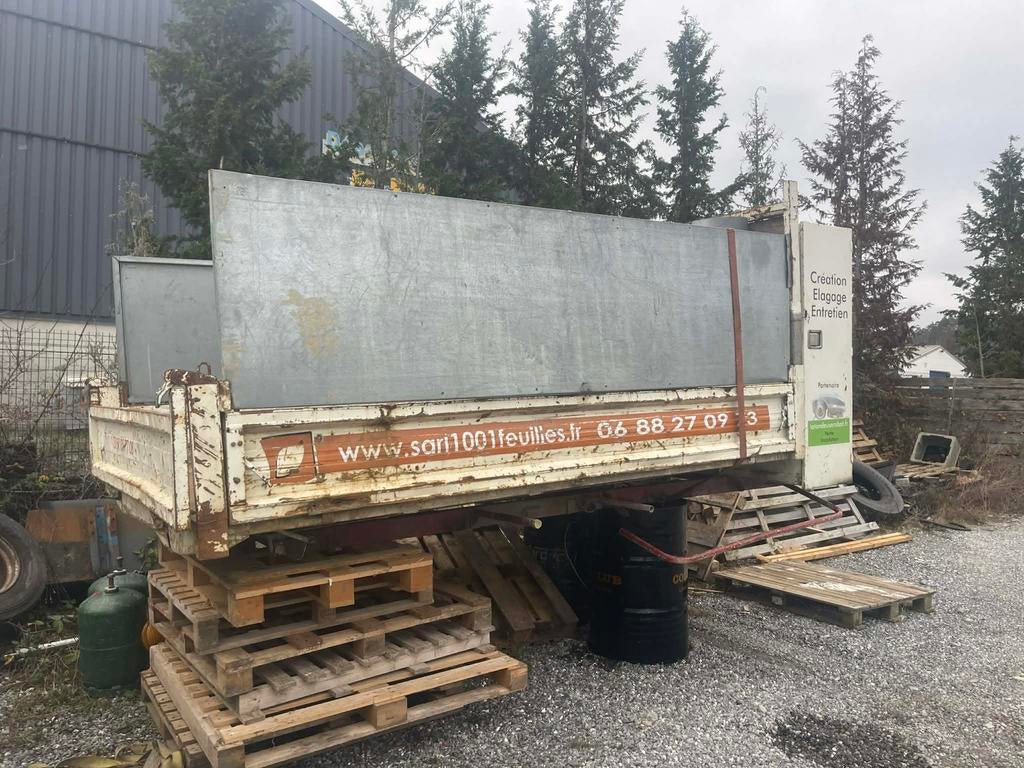 Benne iveco daily, Ophalen