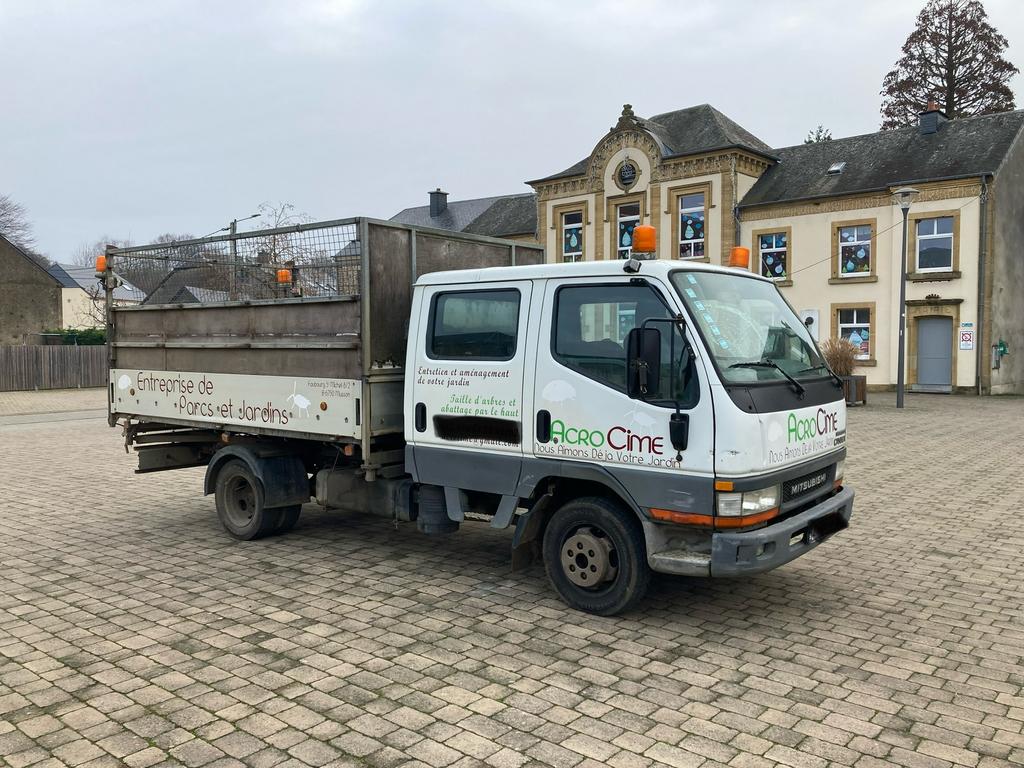 Mitubishi canter 2004 prix 4600€, 4 deurs, 2165 kg, 4 cilinders, Grijs