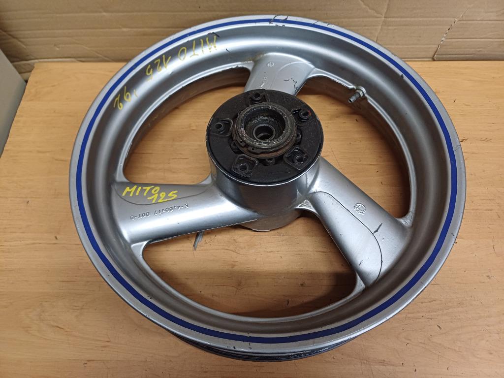 cagiva mito 125 achterwiel velg, Motos, Enlèvement ou Envoi, Utilisé