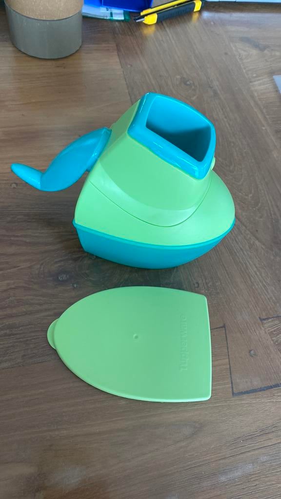 Tupperware kaasrasp/molen noten enz groene kleur, Ophalen, Gebruikt