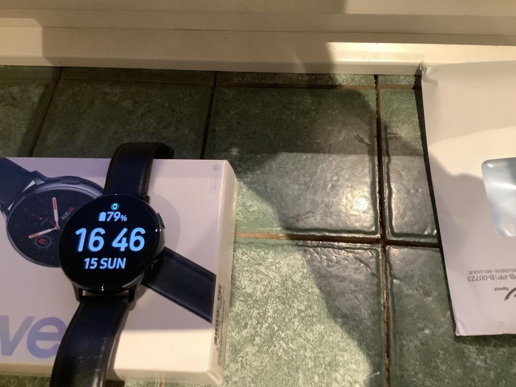 Smartwatch, Ophalen of Verzenden, Zo goed als nieuw, Zwart, Samsung