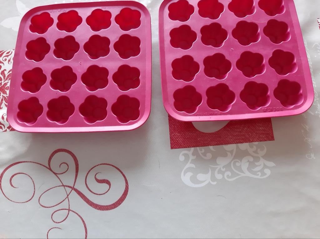 Moules à glaçons en silicone, Enlèvement ou Envoi, Comme neuf