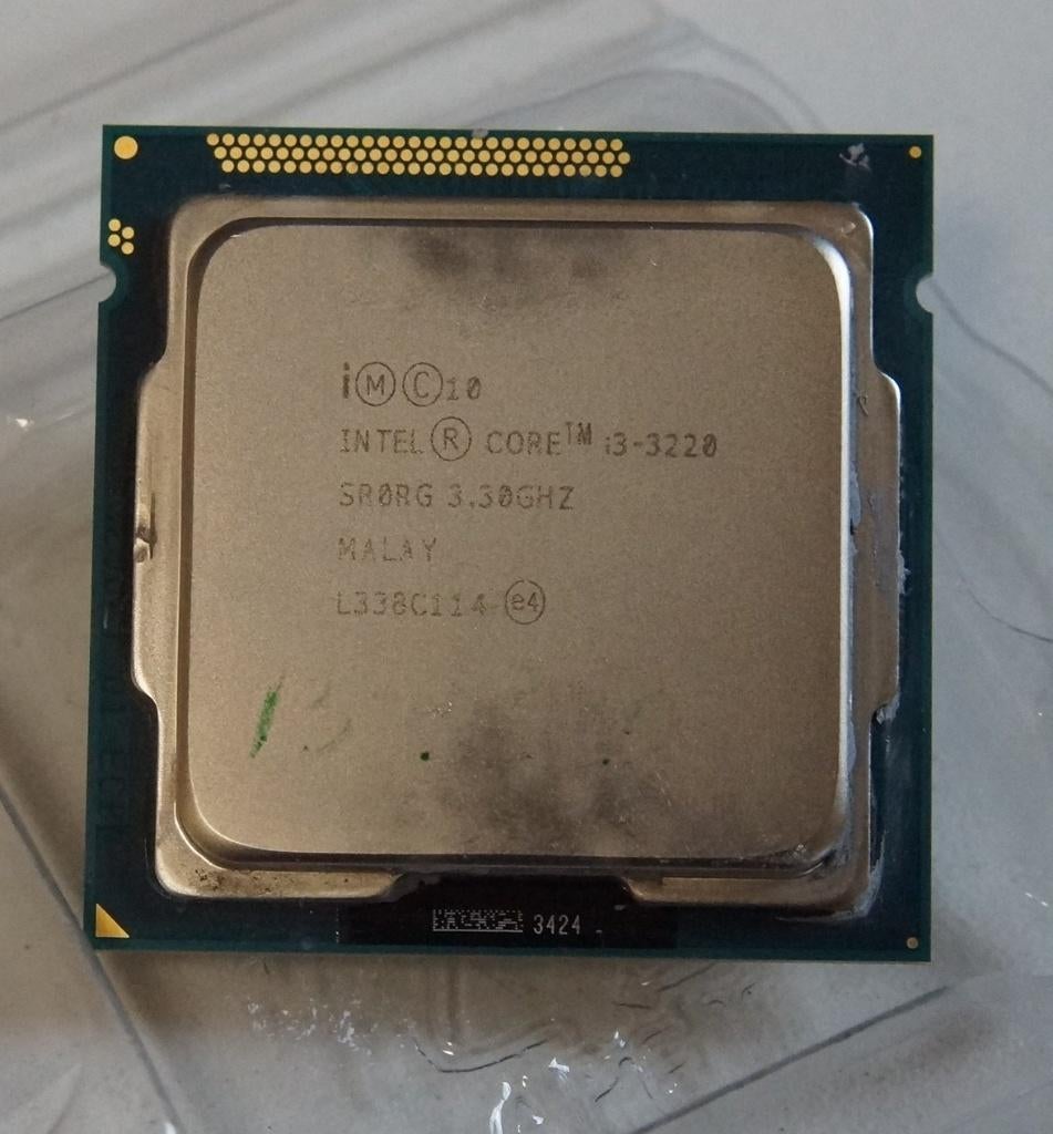 Processeur Intel Cores I3-3220, Informatique & Logiciels, Processeurs, Utilisé, 2-core, 3 à 4 Ghz, Enlèvement