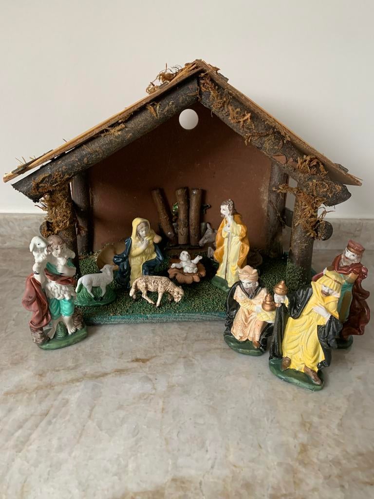 Crèche avec personnages rétro, Divers, Enlèvement, Comme neuf