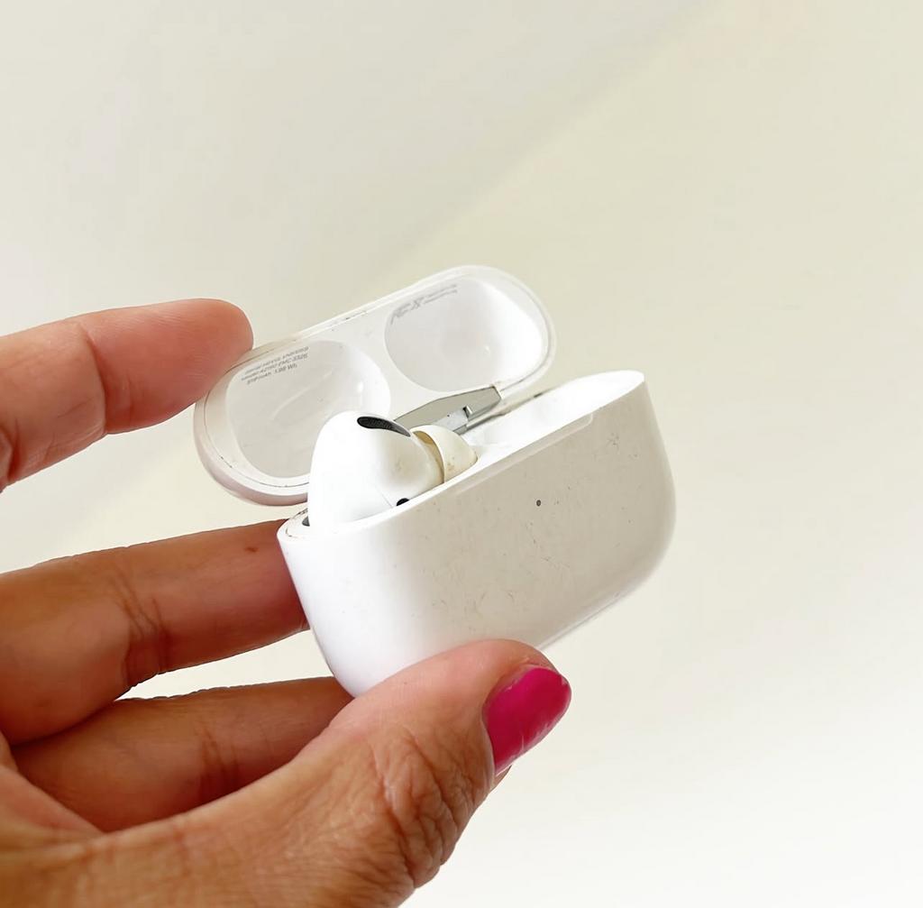 Apple AirPods Pro model A2084 avec écouteur gauche L, Enlèvement ou Envoi, Comme neuf
