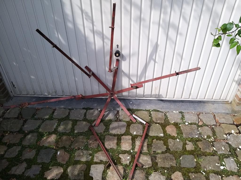 metalen frame zeshoekig volière, Ophalen, Gebruikt, IJzer