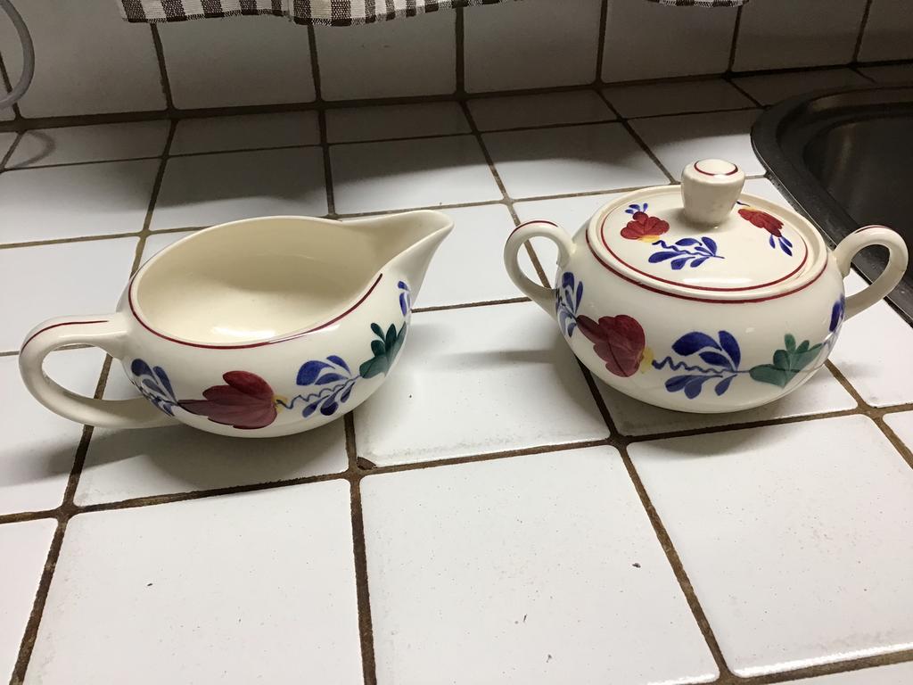 Vintage melkpot suikerpot Regout Maestricht SC, Antiek en Kunst, Ophalen of Verzenden