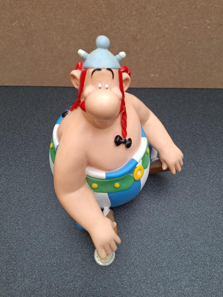 Figurine Obélix assis, Enlèvement ou Envoi, Comme neuf
