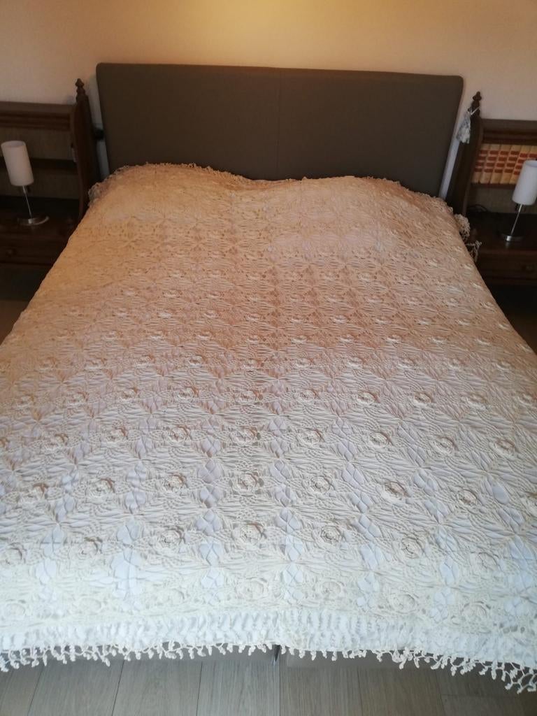 Handgemaakte gehaakte bedsprei 220x240 cm, Antiek en Kunst, Ophalen of Verzenden