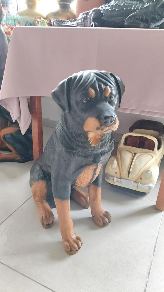 Rottweiler beeld, Ophalen, Nieuw