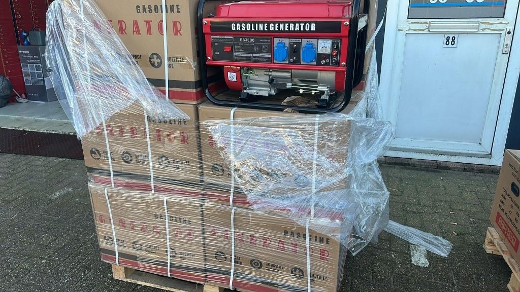 Generatoren, Doe-het-zelf en Bouw, Aggregaten, Nieuw, Benzine, Minder dan 5 kVA, Ophalen