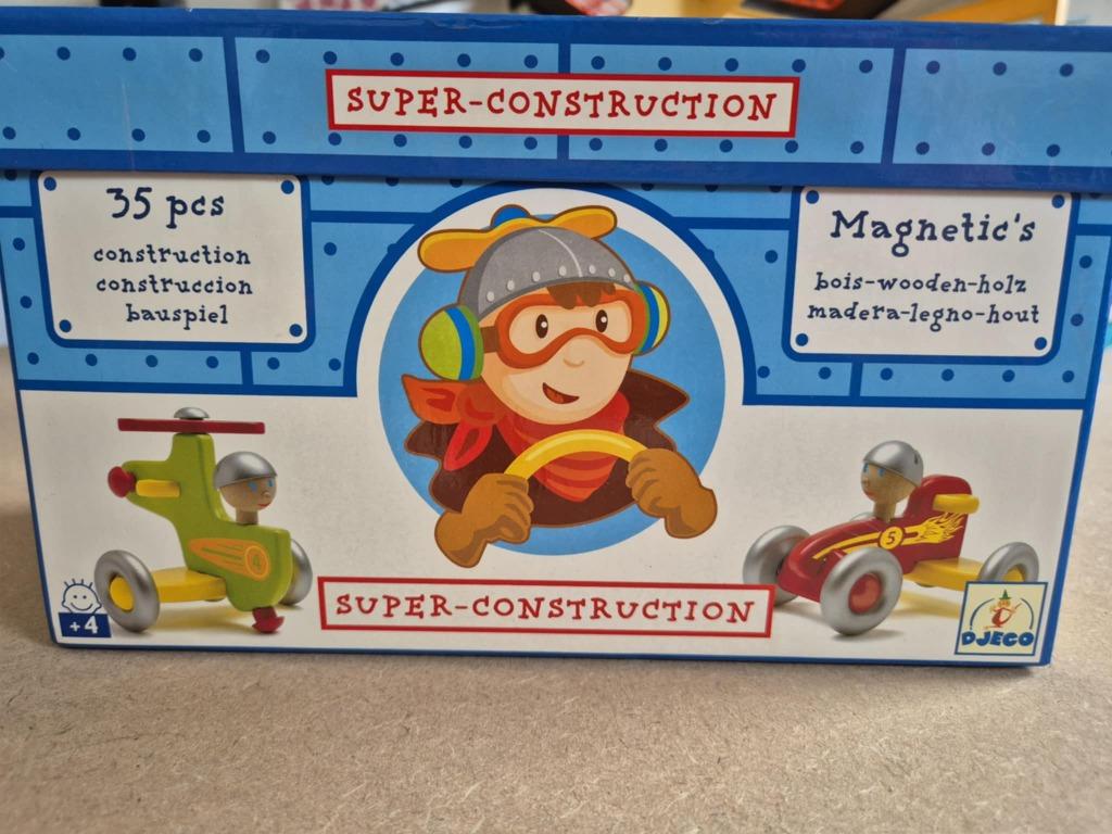 Djeco - super construction - magnetisch 4+, Kinderen en Baby's, Speelgoed | Educatief en Creatief, Ophalen of Verzenden, Bouwen