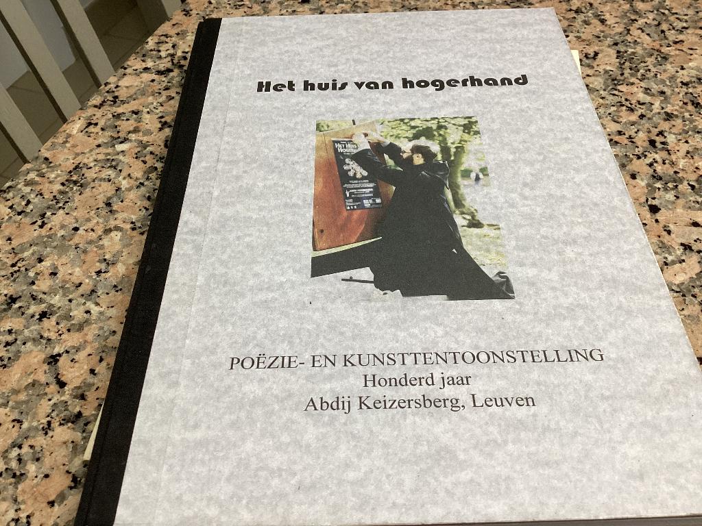 Het huis van hogerhand. Poëzie- en kunsttentoonstellkng, Boeken, Ophalen of Verzenden, Zo goed als nieuw