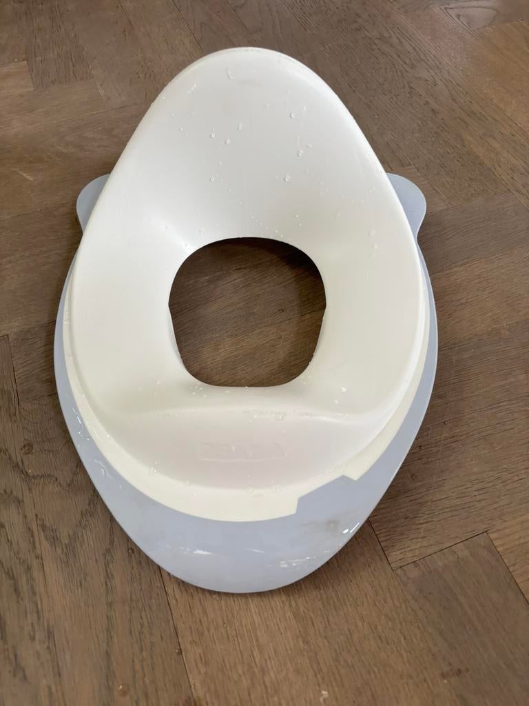 Abattant WC, Enlèvement, Comme neuf