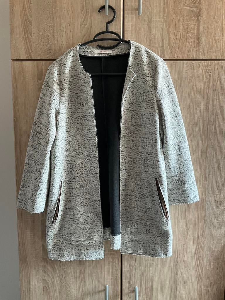 Grijze gilet, merk esprit, maat 40, Maat 38/40 (M), Ophalen of Verzenden, Zo goed als nieuw, Grijs