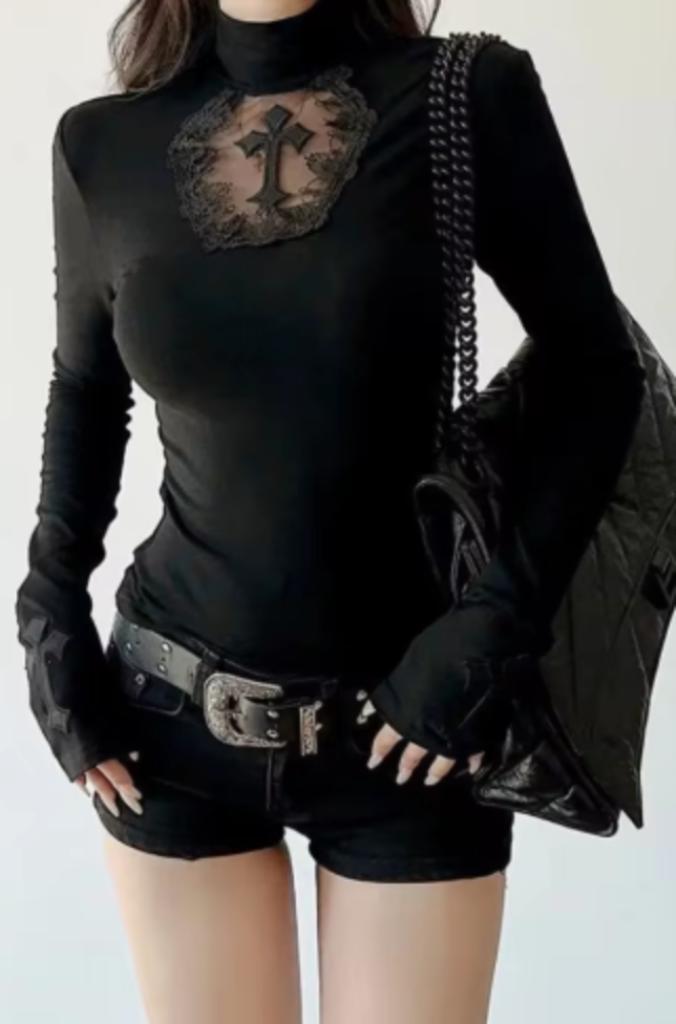 Prachtige zwarte Gothic top / shirt met kruis, Ophalen of Verzenden, Nieuw, Maat 36 (S), Lange mouw