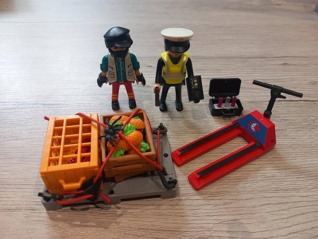 PLAYMOBIL City Action Cargo Douanecontrole, Enfants & Bébés, Jouets | Playmobil, Enlèvement