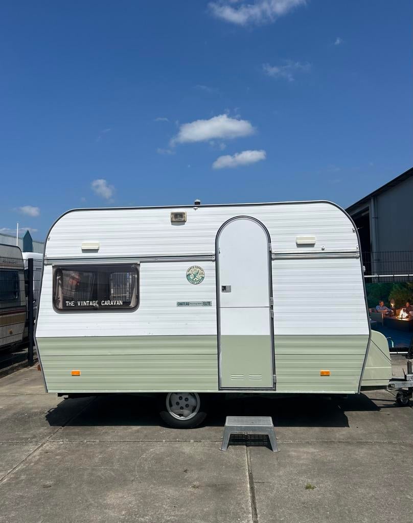 Huur een retro chateau uit 1979 (B-rijbewijs), Caravanes & Camping, Location