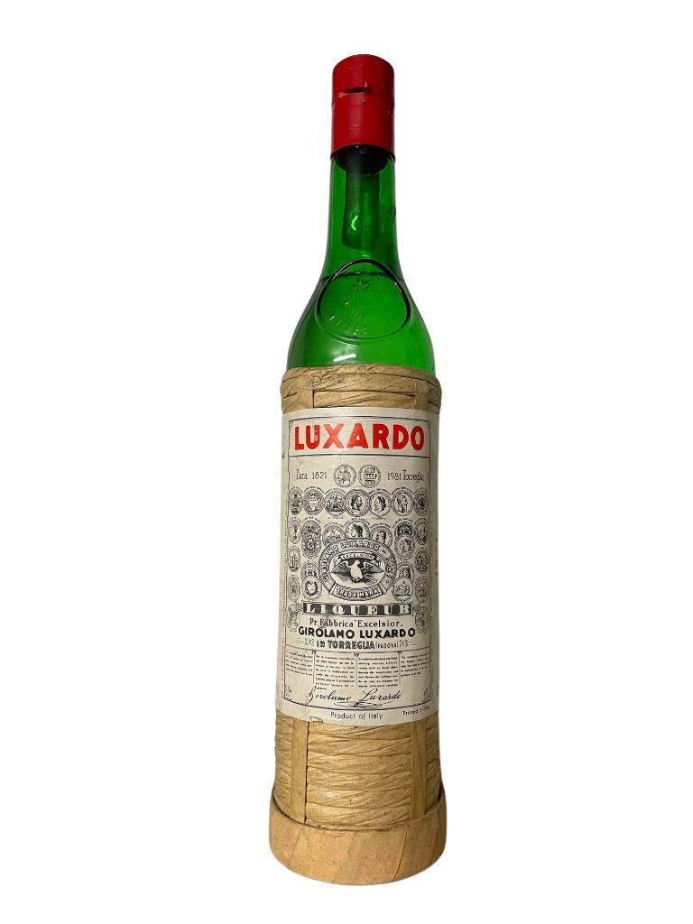 Luxardo 0,75 Italiaanse drankfles, Verzamelen, Wijnen, Gebruikt, Overige typen, Italië, Vol, Ophalen of Verzenden