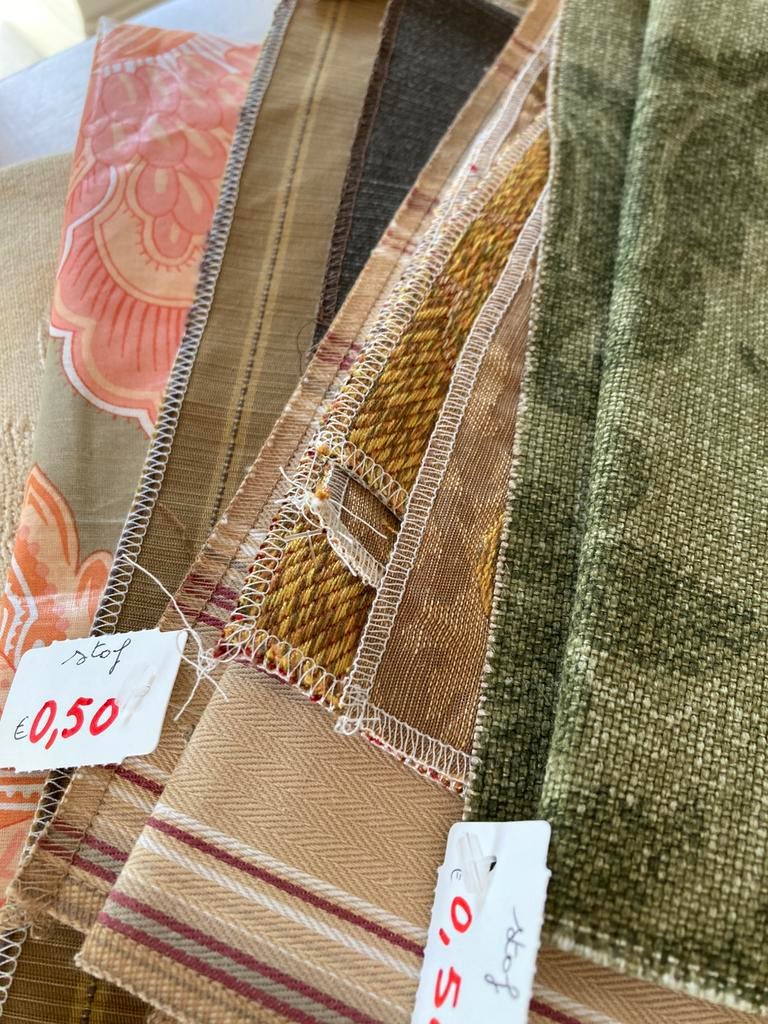 Allerlei stofjes om te knutselen, naaien…., Ophalen
