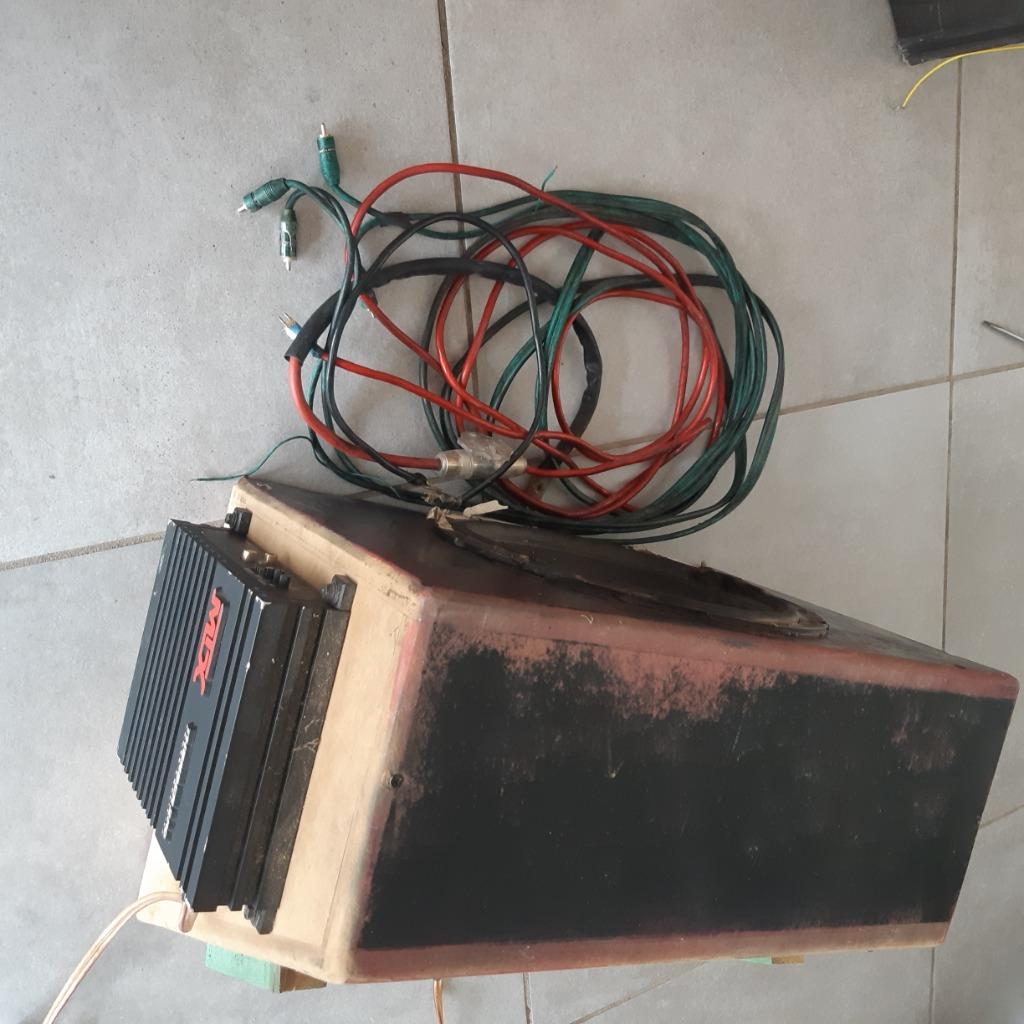ampli + caisson + cables, Enlèvement, Utilisé