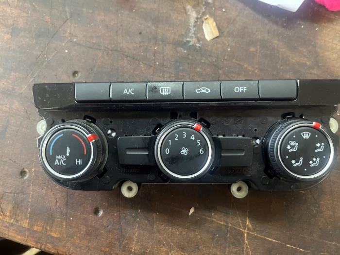 Panneau de commandes chauffage d'un Volkswagen Tiguan, Enlèvement ou Envoi, 3 mois de garantie, Utilisé, Volkswagen