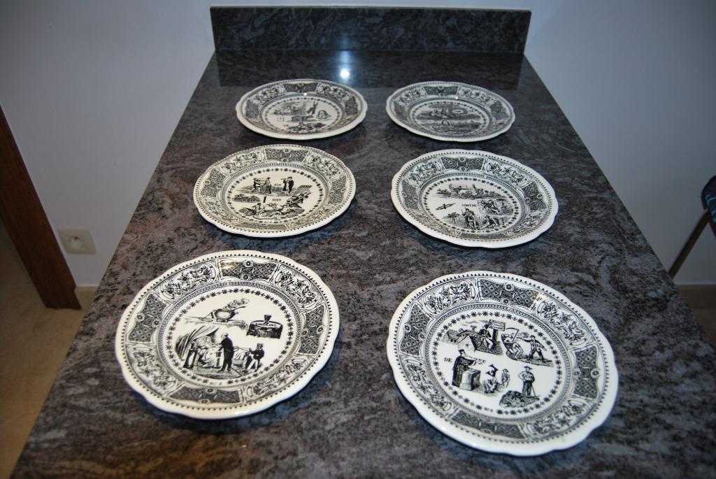 GIEN FAIENCE. 6 ASSIETTES A REBUS, Antiquités & Art, Envoi