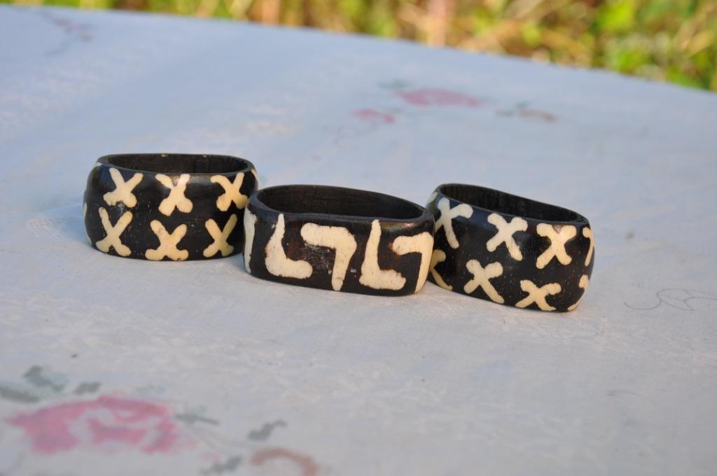 4 rond de serviette resine style africain, Huis en Inrichting, Woonaccessoires | Overige, Zo goed als nieuw, Ophalen of Verzenden