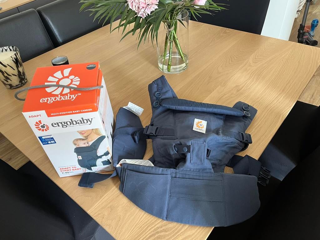 Ergobaby jamais utilisé, Enfants & Bébés, Enlèvement, Neuf