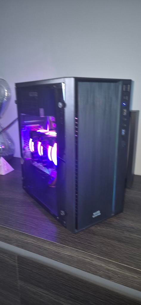 Xeon E5-2680V2 - 64 GB MEM - GTX-1660 - NVME 256 GB - HDD 3, Computers en Software, Ophalen, HDD