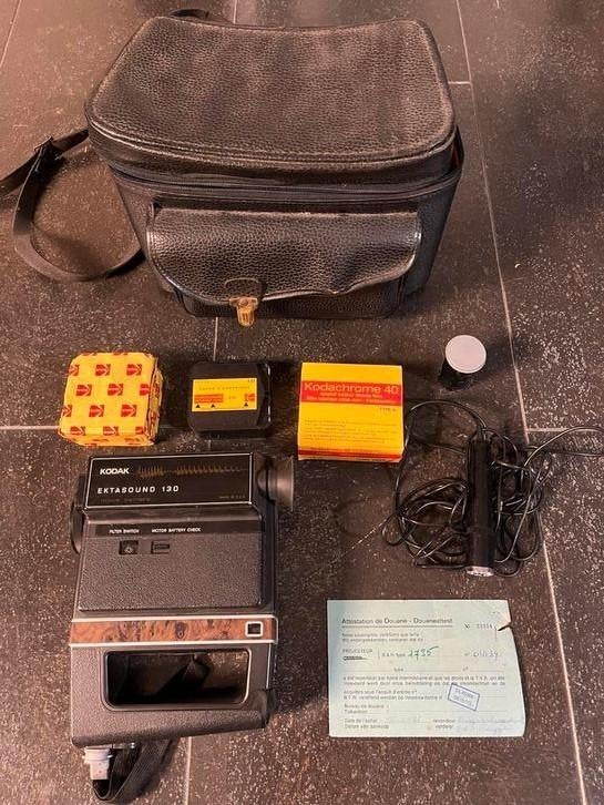 Ancienne caméra de cinéma Kodak, Enlèvement ou Envoi, Caméra