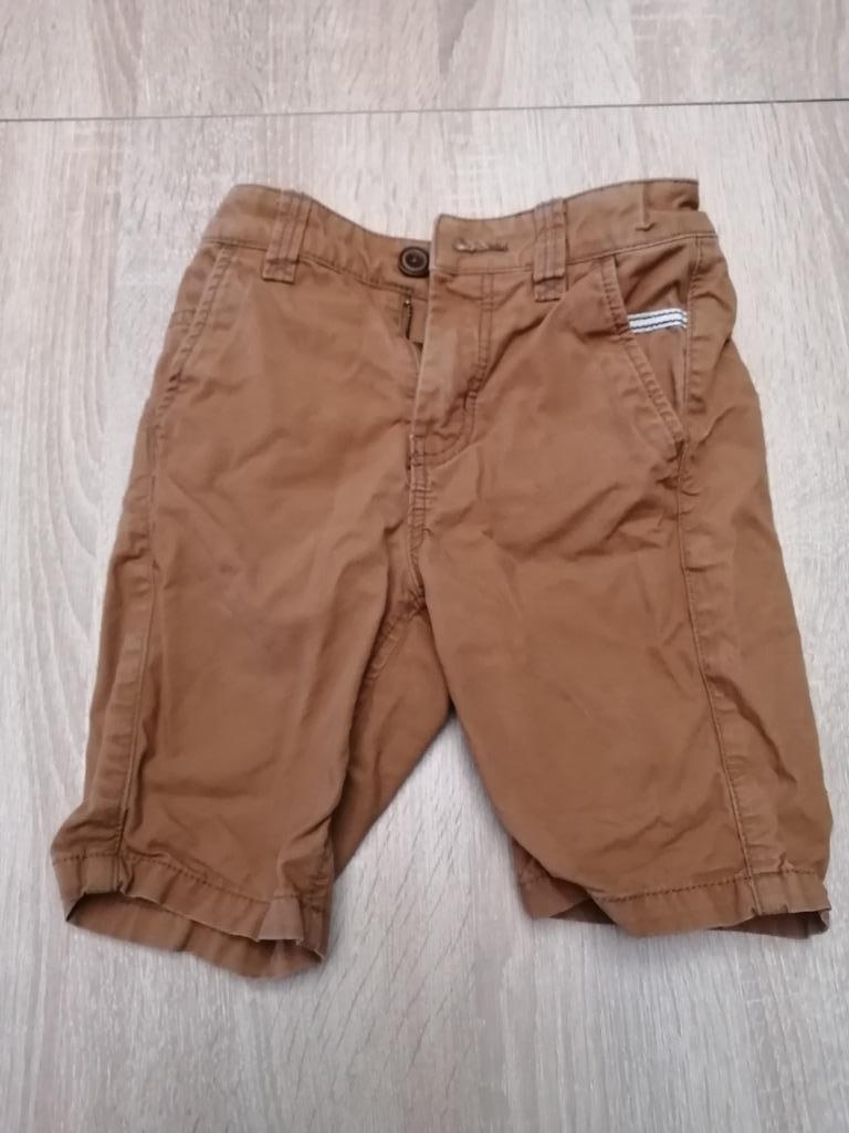 Short maat 104, Kinderen en Baby's, Kinderkleding | Maat 104, Broek, Gebruikt, H&M, Ophalen of Verzenden